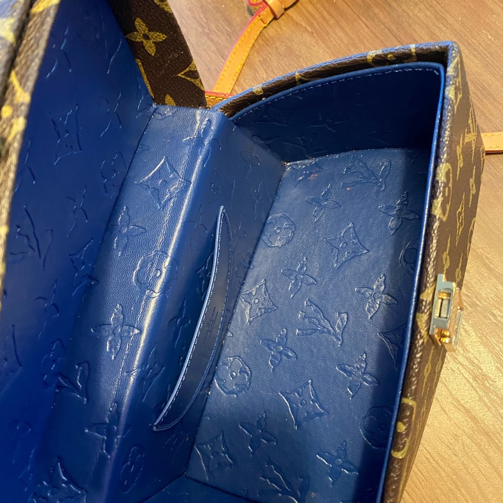 Louis Vuitton Bags